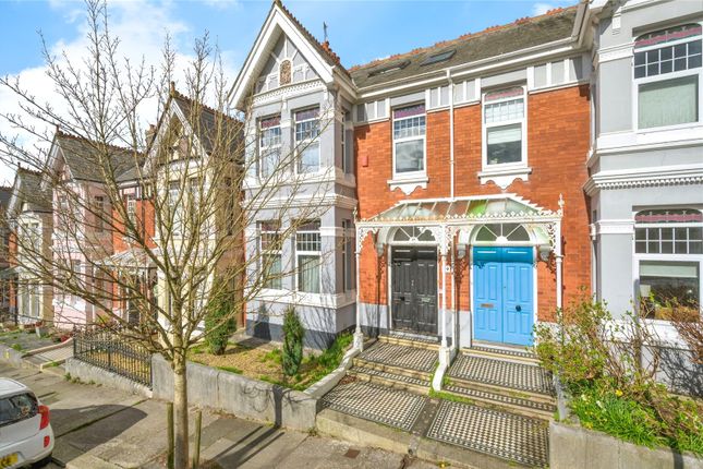 5 bed terraced house