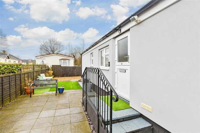 2 bedroom park home for sale