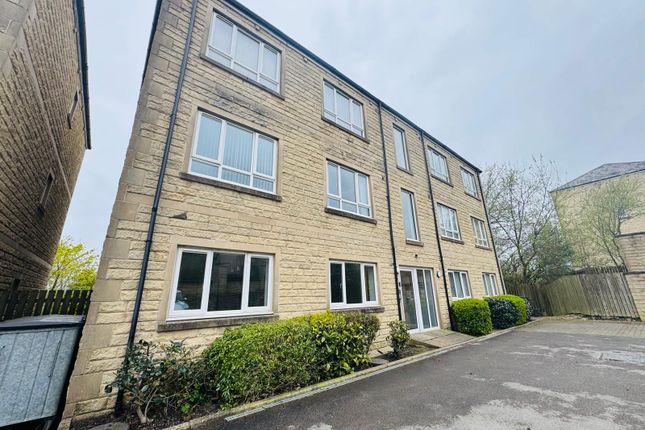 Claremount Road, Halifax HX3 2 bed flat for sale