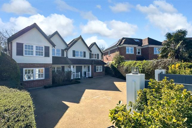 Parkgate Crescent, Hadley Wood, EN4 5 bed detached house for sale