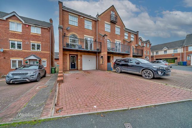 Hollyoak Way, Cannock WS11 3 bed townhouse for sale