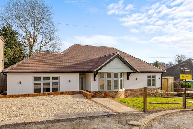 Oaks Close, Leatherhead, Surrey, KT22 4 bed bungalow for sale