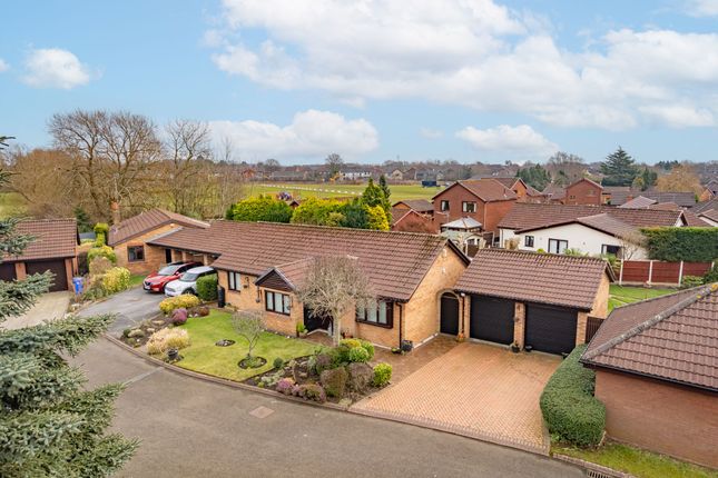 Croston Close, Widnes WA8 3 bed detached bungalow for sale