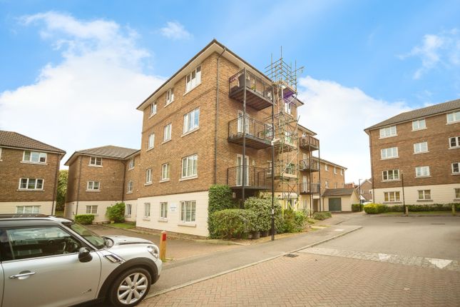 2 bedroom ground floor flat for sale