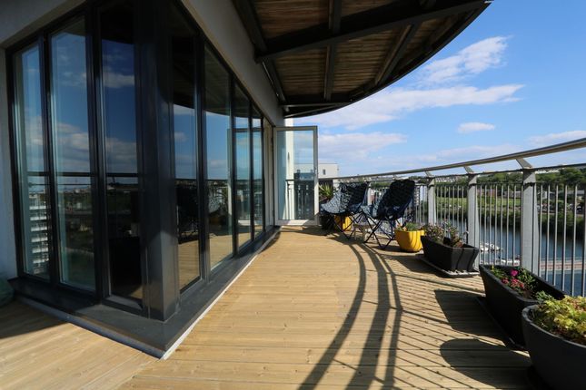 Alexandria, Cardiff Bay, CF11 0SF 3 bed apartment for sale