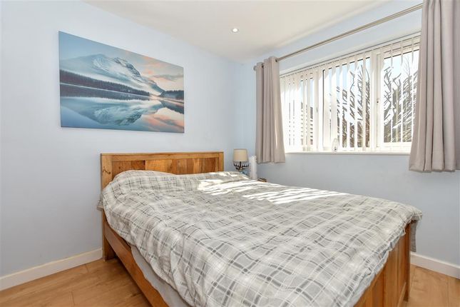 1 bed detached bungalow