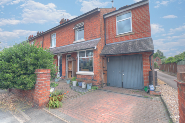 4 bed end terrace house