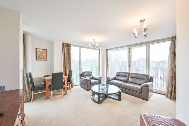 Lanacre Avenue, Edgware, London, NW9 2 bed flat for sale