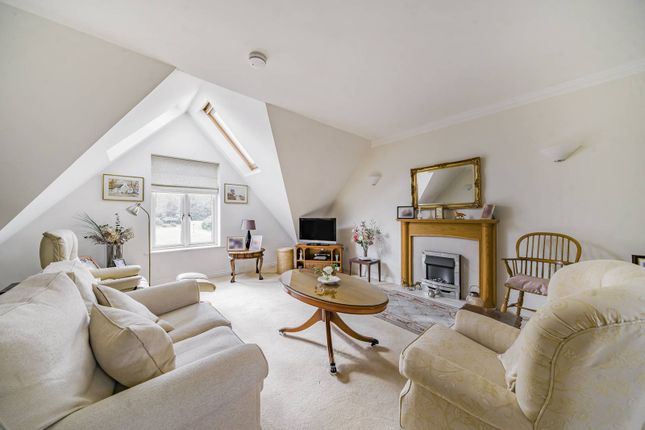 Bramley Grange, Bramley, Guildford, GU5 3 bed flat for sale
