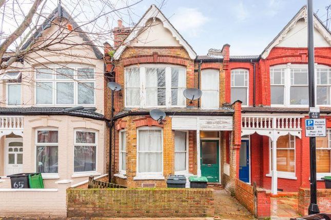 Arcadian Gardens, Palmers Green... 2 bed property for sale