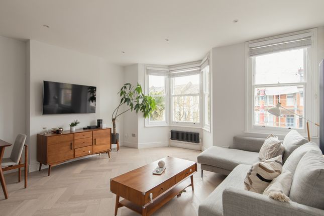3 bed flat