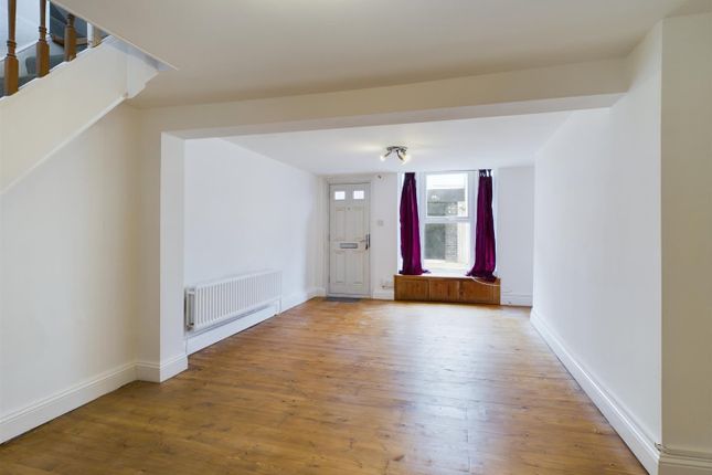 4 bed terraced house