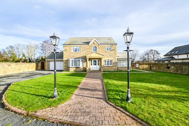 6 bedroom detached house for sale