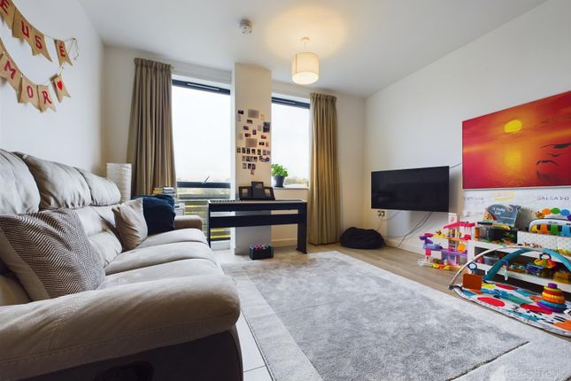 2 bed flat