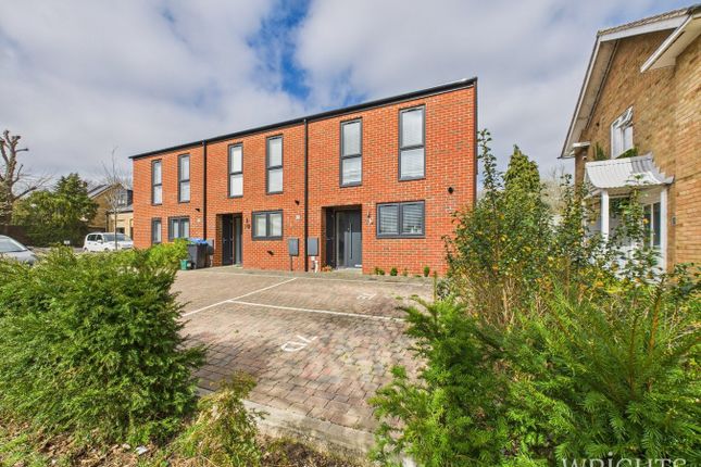 Hall Grove, Welwyn Garden City AL7 2 bed end of terrace house for sale
