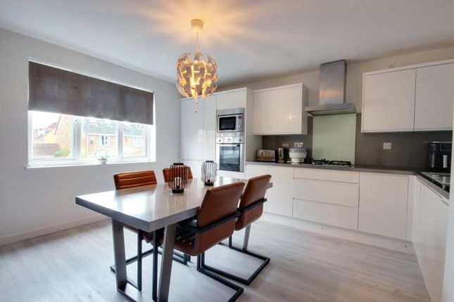 4 bedroom town house for sale