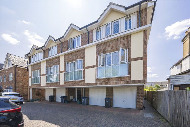 Kingston Road, New Malden, KT3 3 bed end of terrace house for sale