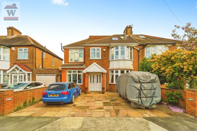 5 bedroom semi-detached house for sale