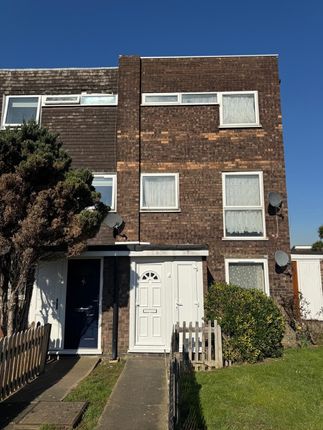 2 bed maisonette
