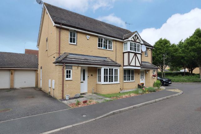 Bertram Close, New Bradwell, MK13 3 bed semi