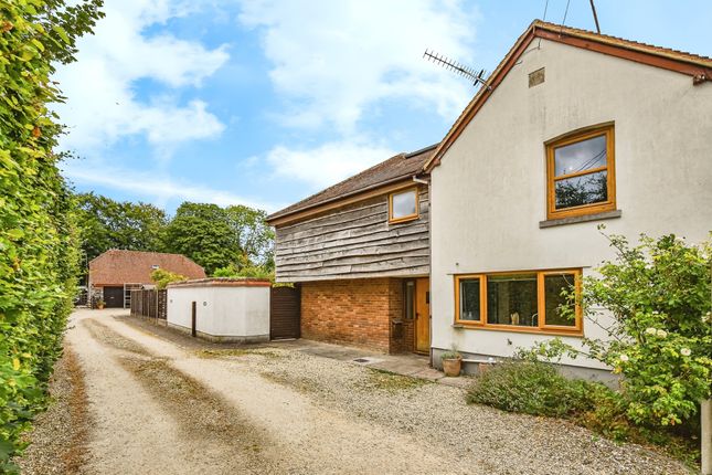 3 bedroom cottage for sale