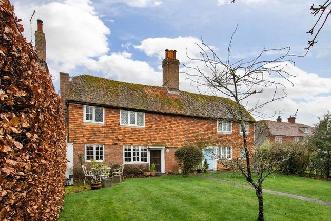 High Street, Tenterden, Kent, TN30 6LB 3 bed semi