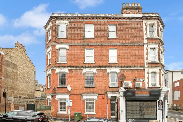 Willesden Lane, NW6 3 bed flat for sale