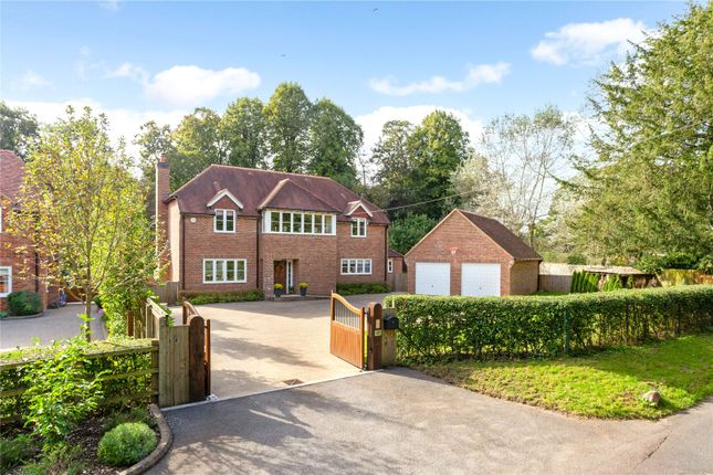 Charlton Down, Andover, Hampshire, SP11 4 bed detached house for sale