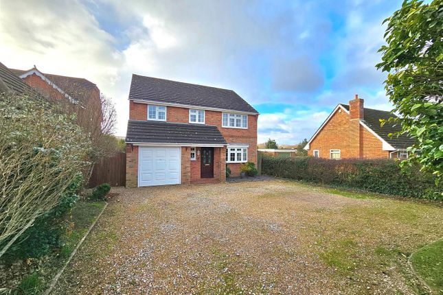 4 bed detached house