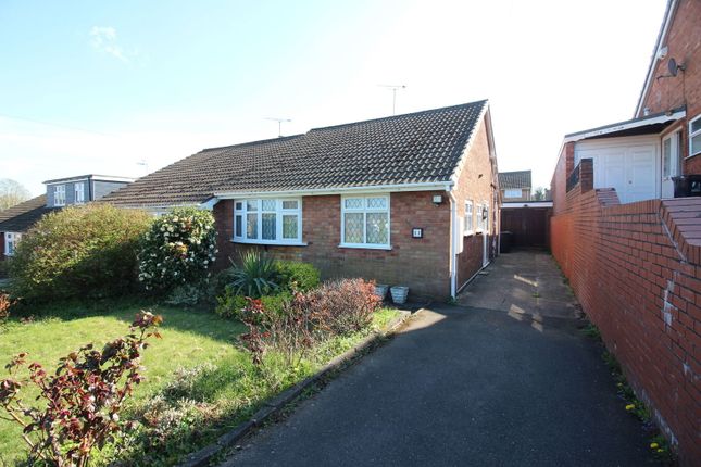 Warwick Road, Stourbridge DY8 2 bed semi