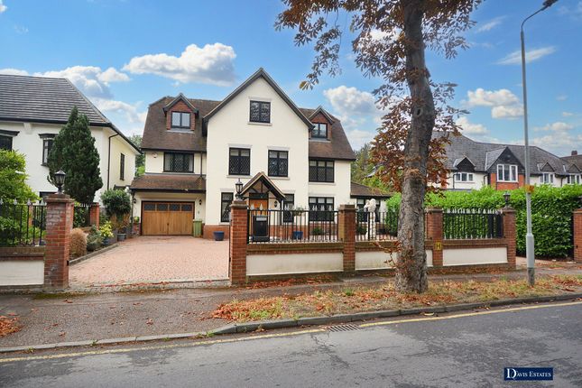 7 bed detached house