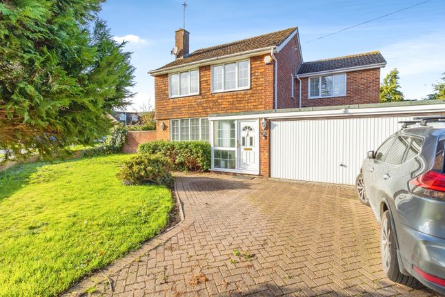 4 bed detached house