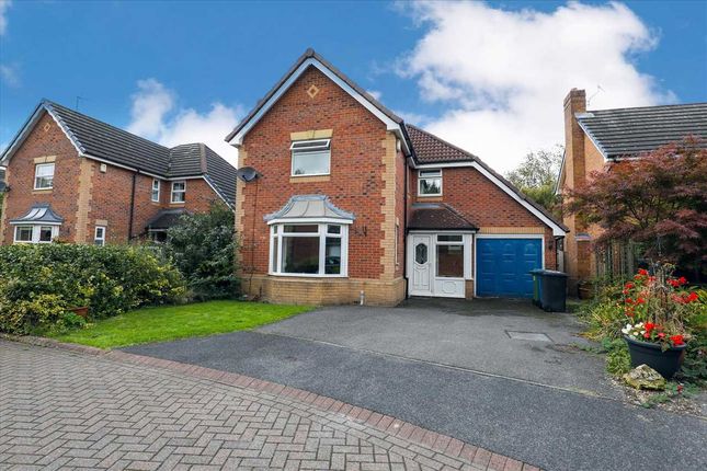 4 bed detached house