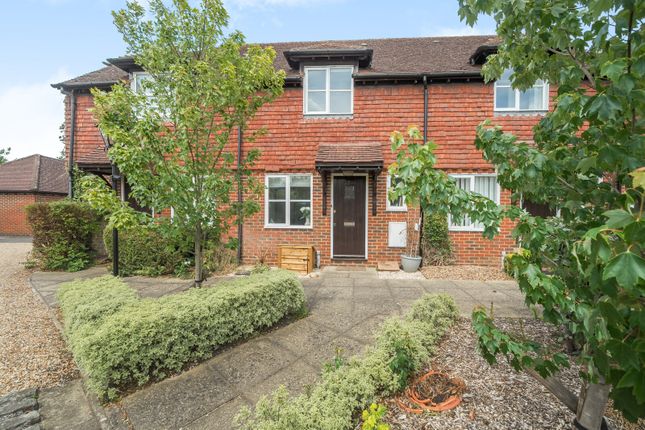 Barncroft, Farnham, GU9 2 bed terraced house for sale