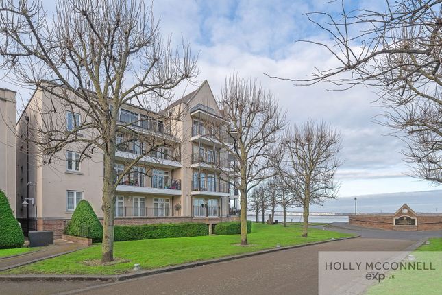 The Boulevard, Greenhithe DA9 2 bed apartment for sale