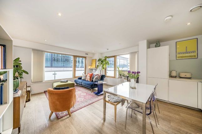 Hardwicks Square, London SW18 2 bed flat for sale