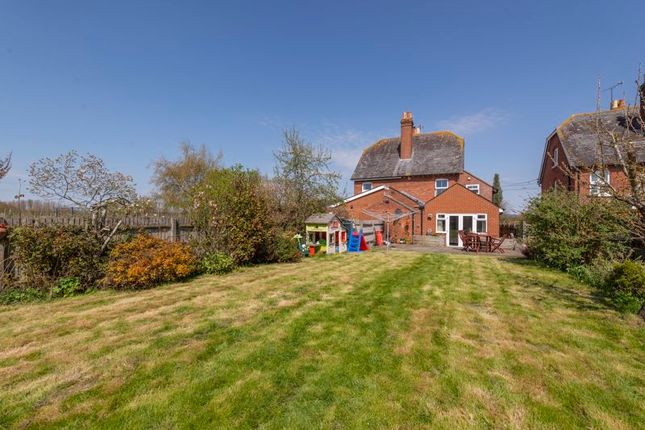 4 bed semi-detached house