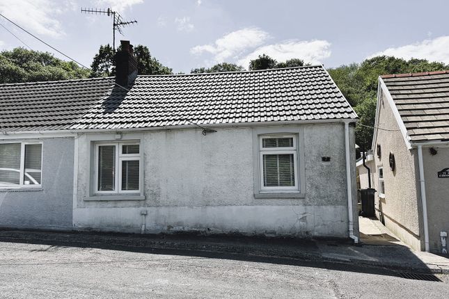 3 bedroom semi-detached bungalow for sale
