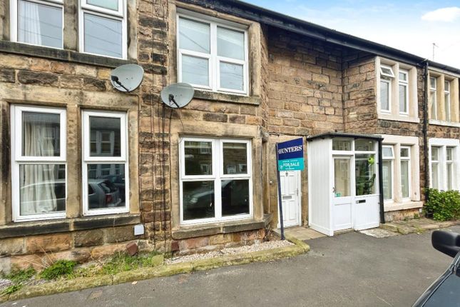 Regent Avenue, Harrogate, HG1 4BH 2 bed terraced house for sale