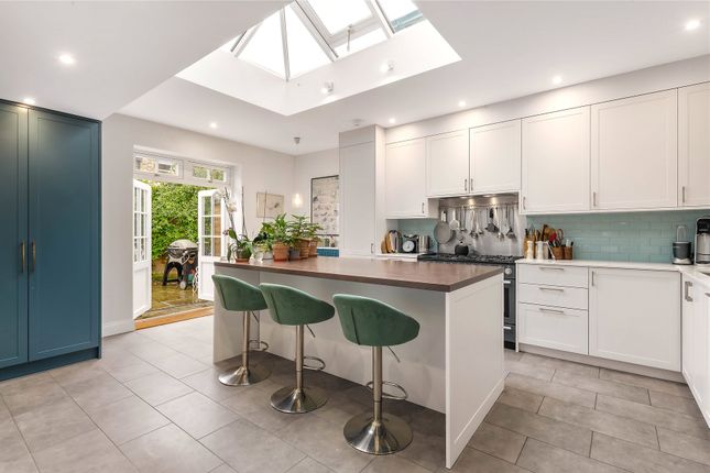 4 bedroom semi-detached house for sale
