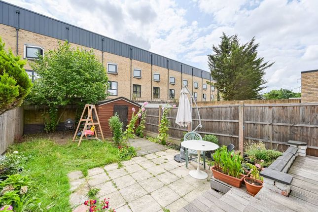 Rushcroft Road, Chingford, London, E4 3 bed terraced house for sale