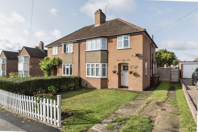 3 bed semi-detached house