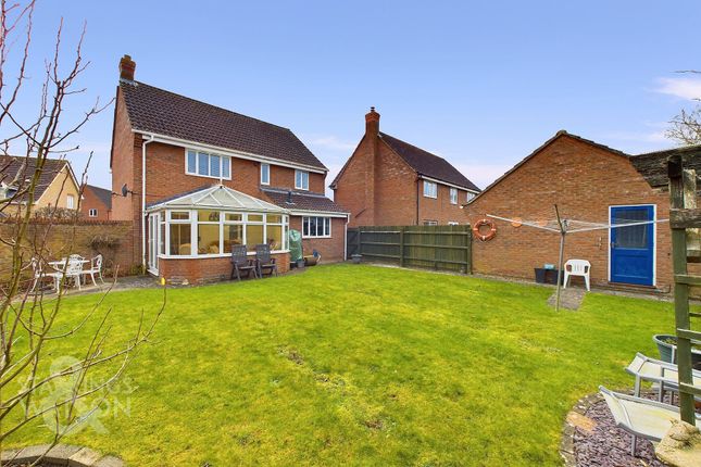 Fritillary Drive, Wymondham 4 bed detached house for sale