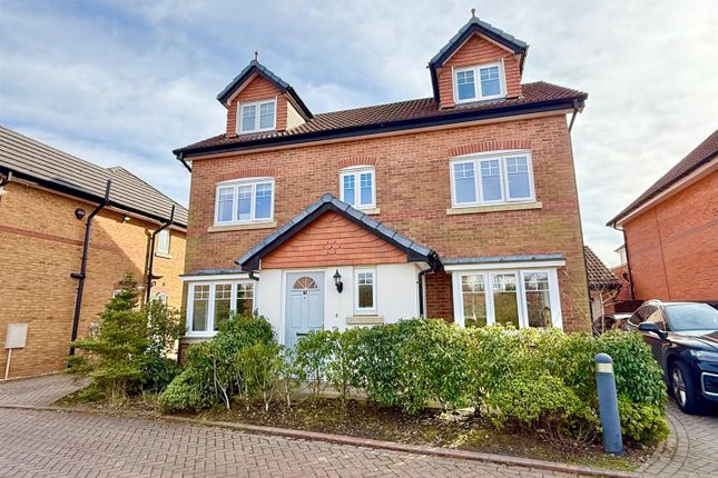 Monk Close, Macclesfield 5 bed detached house for sale