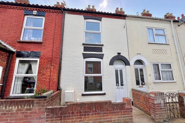 Century Road, Great Yarmouth 3 bed terraced house for sale