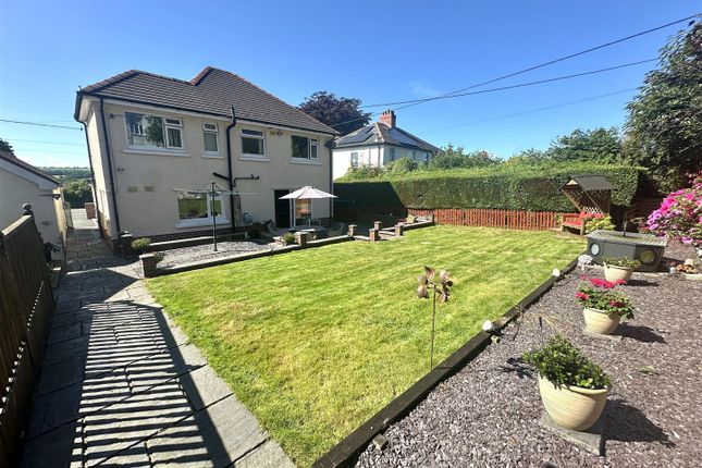 Carmarthen Road, Llanybydder 4 bed detached house for sale