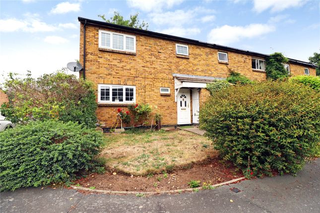 Conista Court, Surrey GU21 3 bed end of terrace house for sale