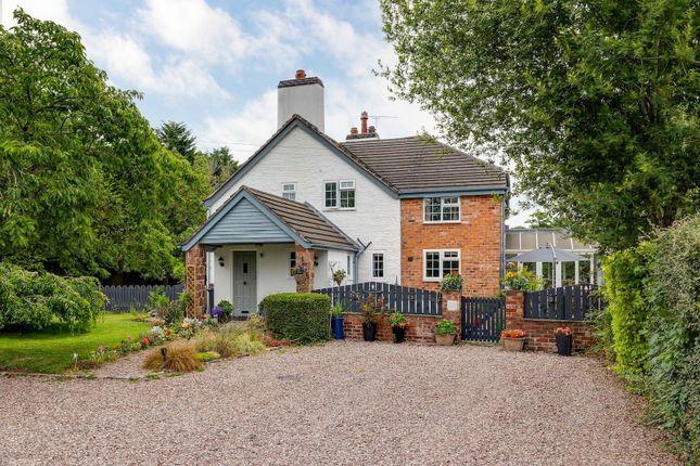 4 bed country house