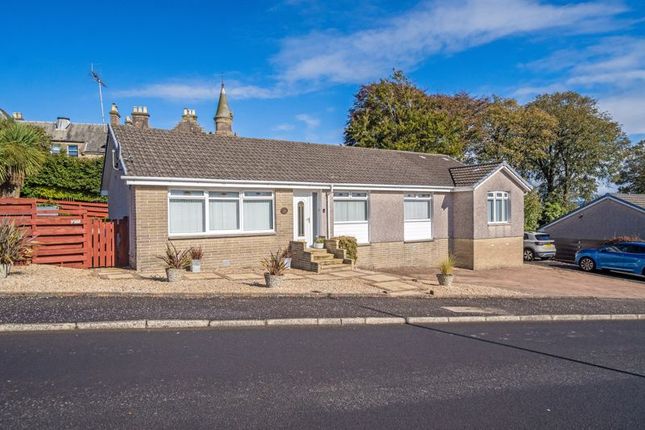 4 bedroom detached bungalow for sale