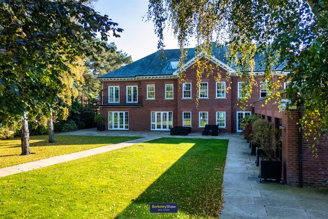 Victoria Road, Freshfield 6 bed detached house for sale